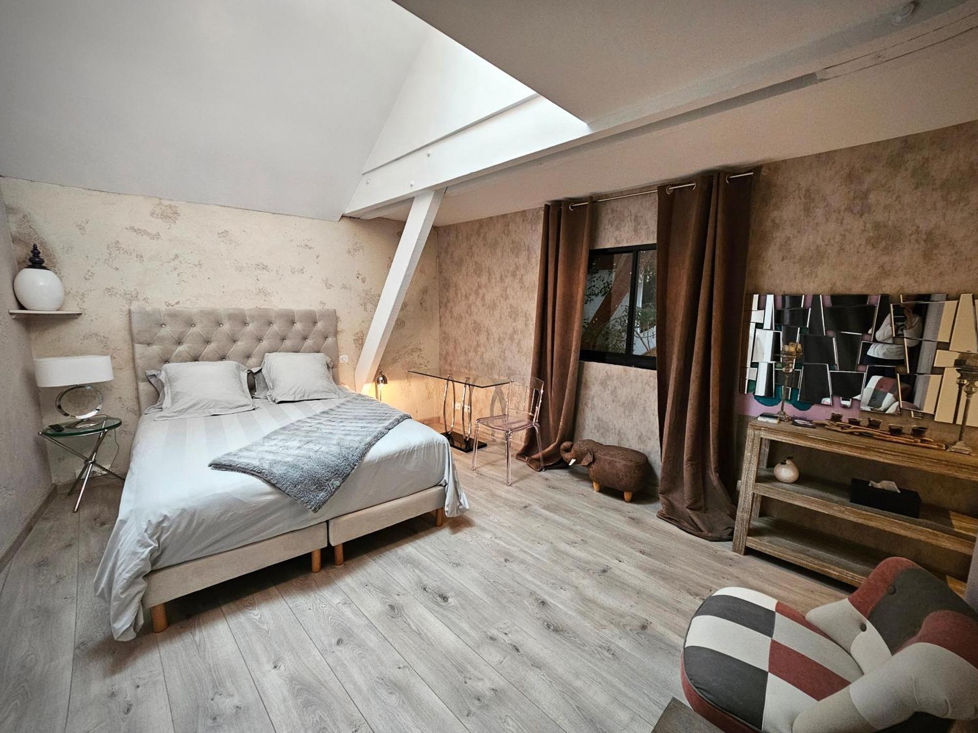 เลอ กอริโกต์ Hotel Pierry ภายนอก รูปภาพ